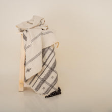 Pearl off white handwoven Indian wool throw blanket – view 13