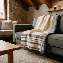 Solitaire white handwoven Indian wool throw blanket – view 10