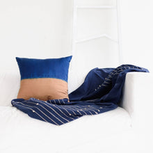 Rosewood Indigo merino wool handloom throw – One Affirmation
