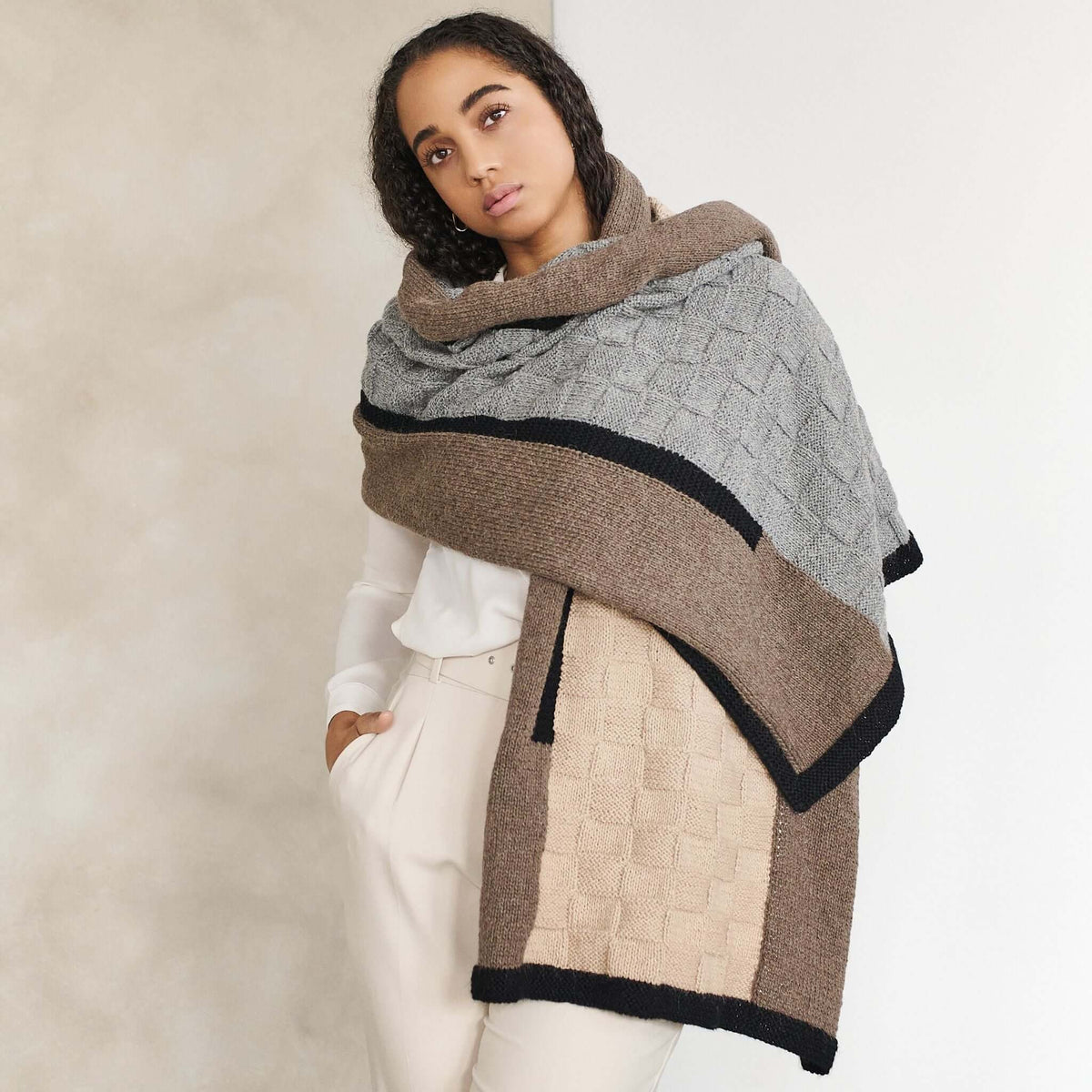 Muhu brown gray hand knitted alpaca blanket shawl – One Affirmation