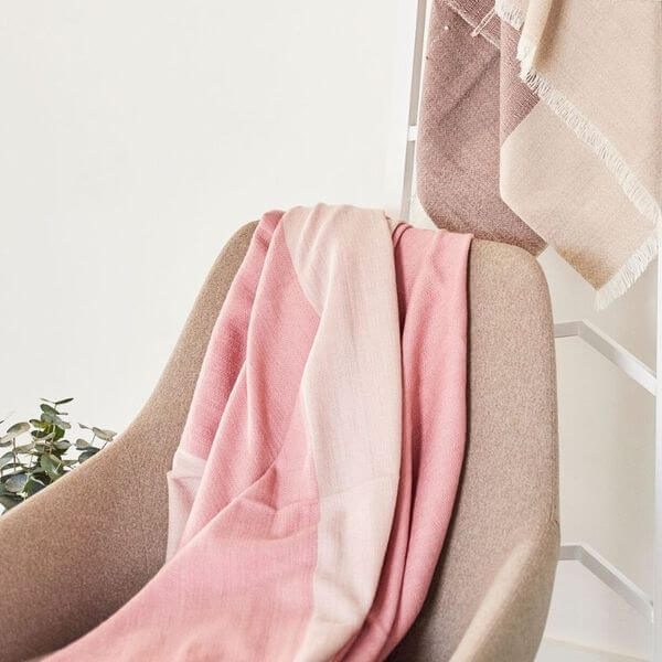 Rosa pink plush merino queen bedspread large throw – One Affirmation