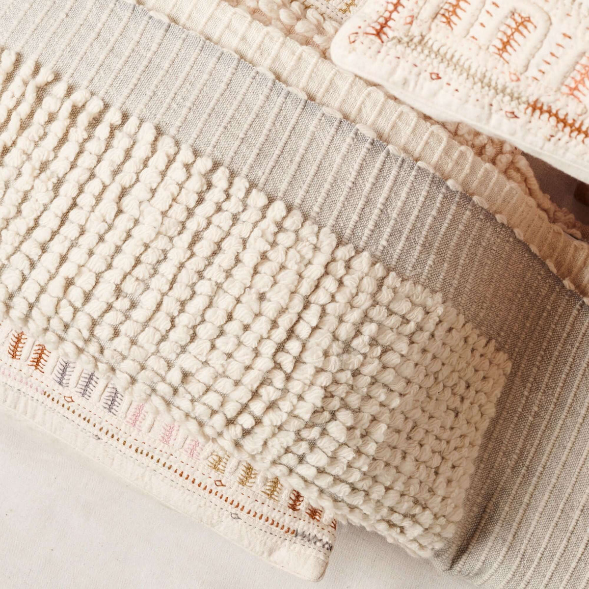 Butterscotch white textured plush merino handloom throw – One Affirmation