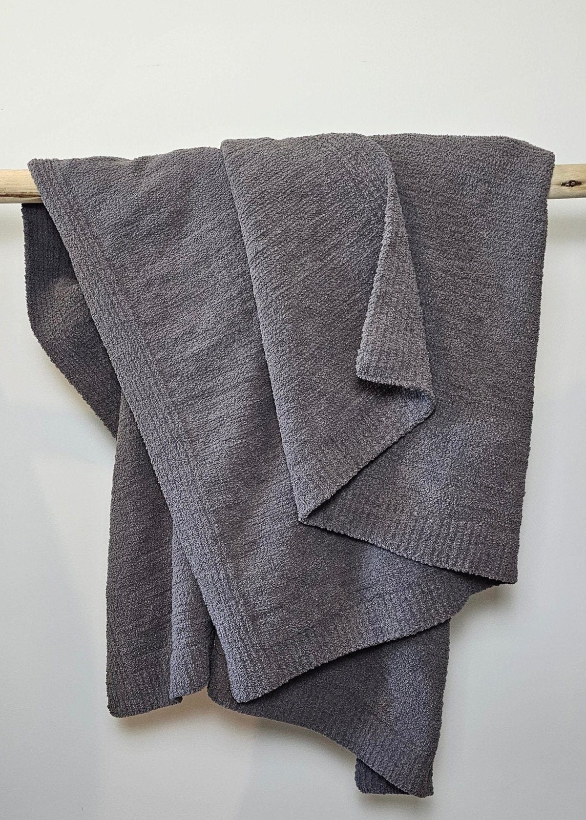 The Nest microfiber throw blanket in Charcoal – view 3