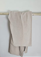 The Nest microfiber throw blanket in Fossil – view 2