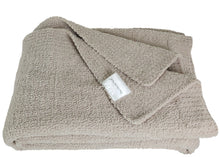 The Nest microfiber throw blanket in Fossil – view 6