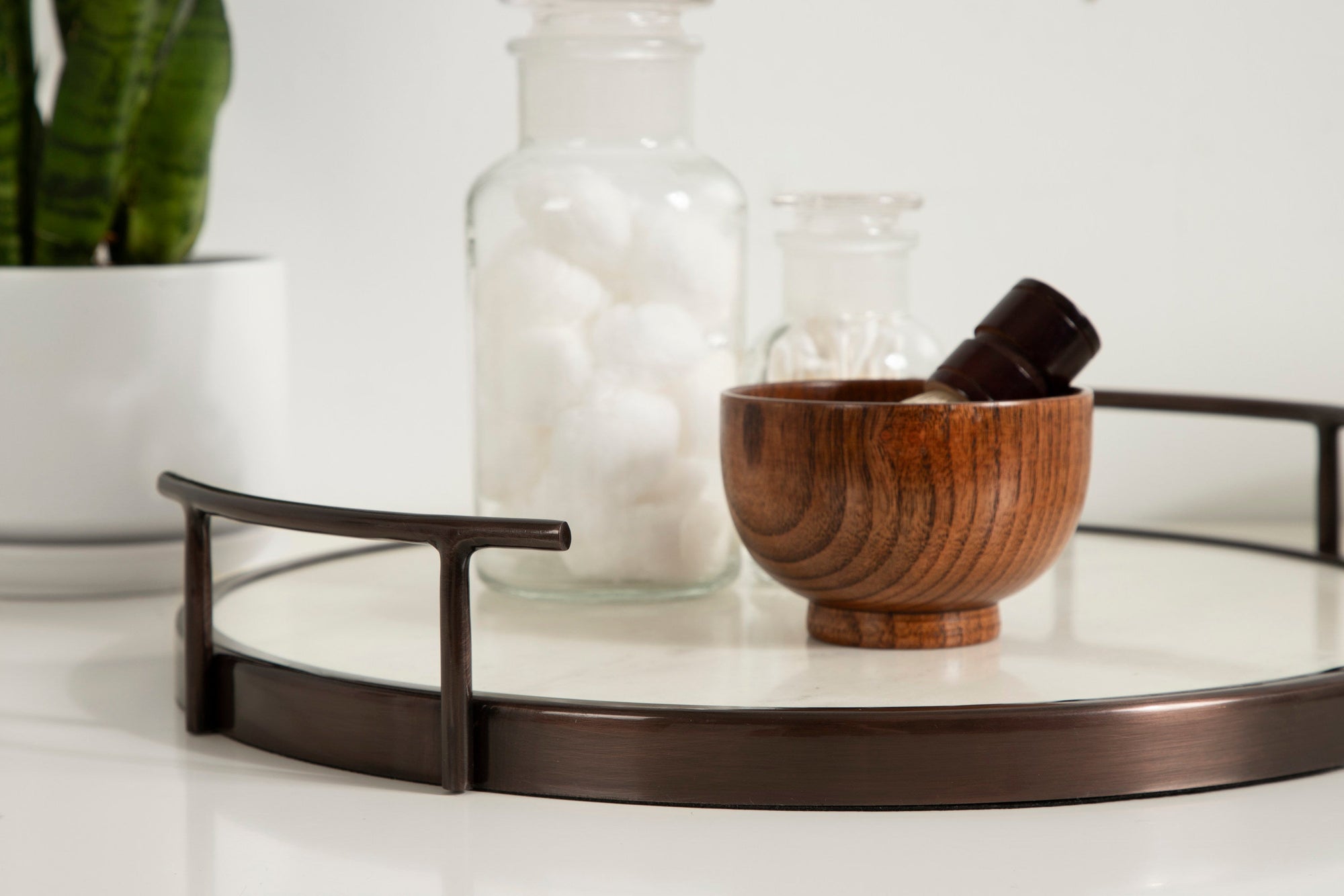 Marbury Round Metal Tray