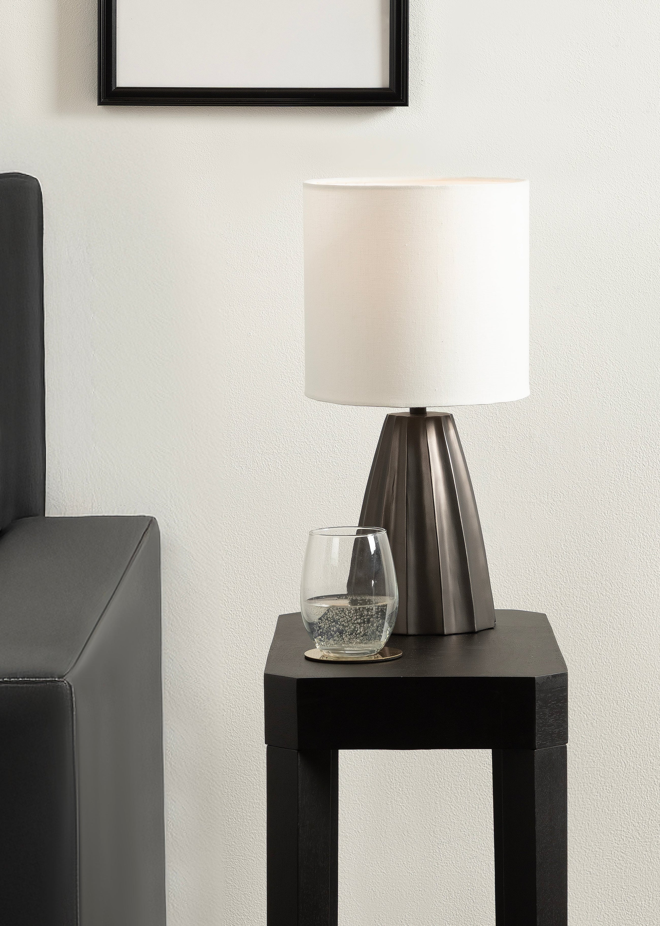 Ciji Scalloped Table Lamp