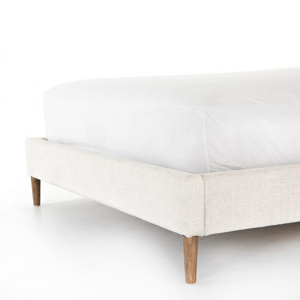 Pierce Bed