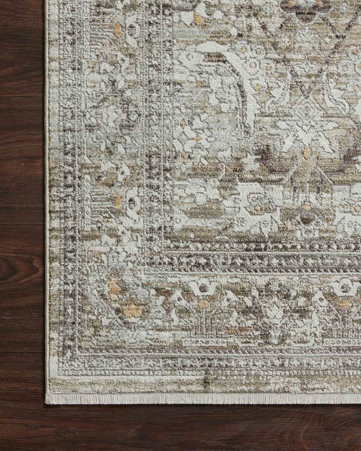 Leah Ivy / Cream Rug