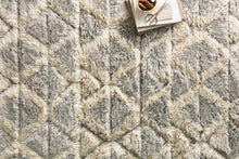 Iris Tan / Grey Rug