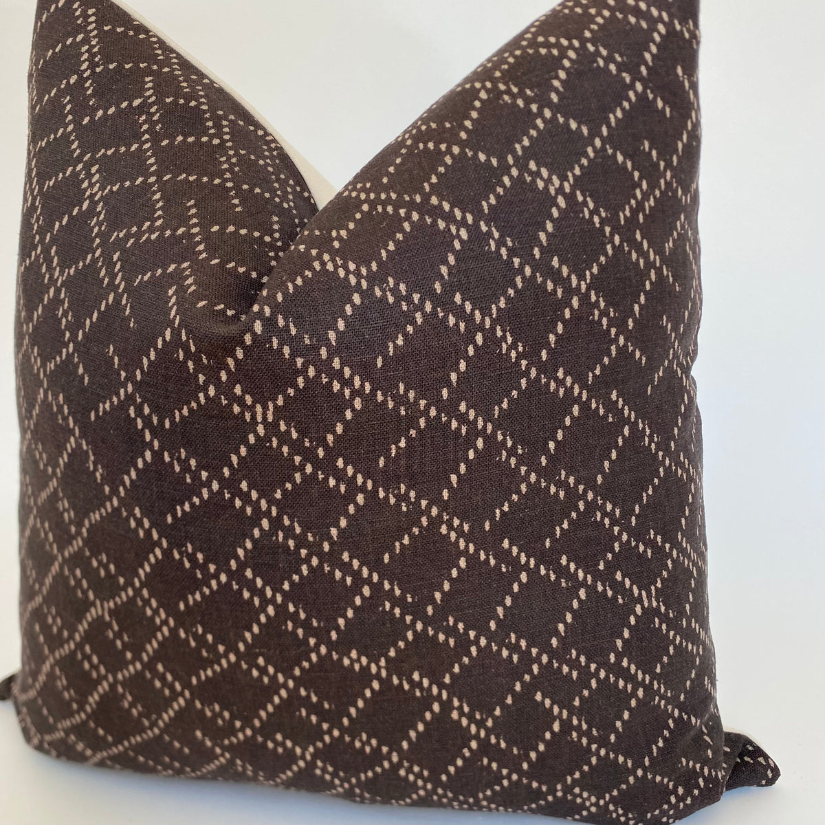 Tineo Designer Pillow Cover