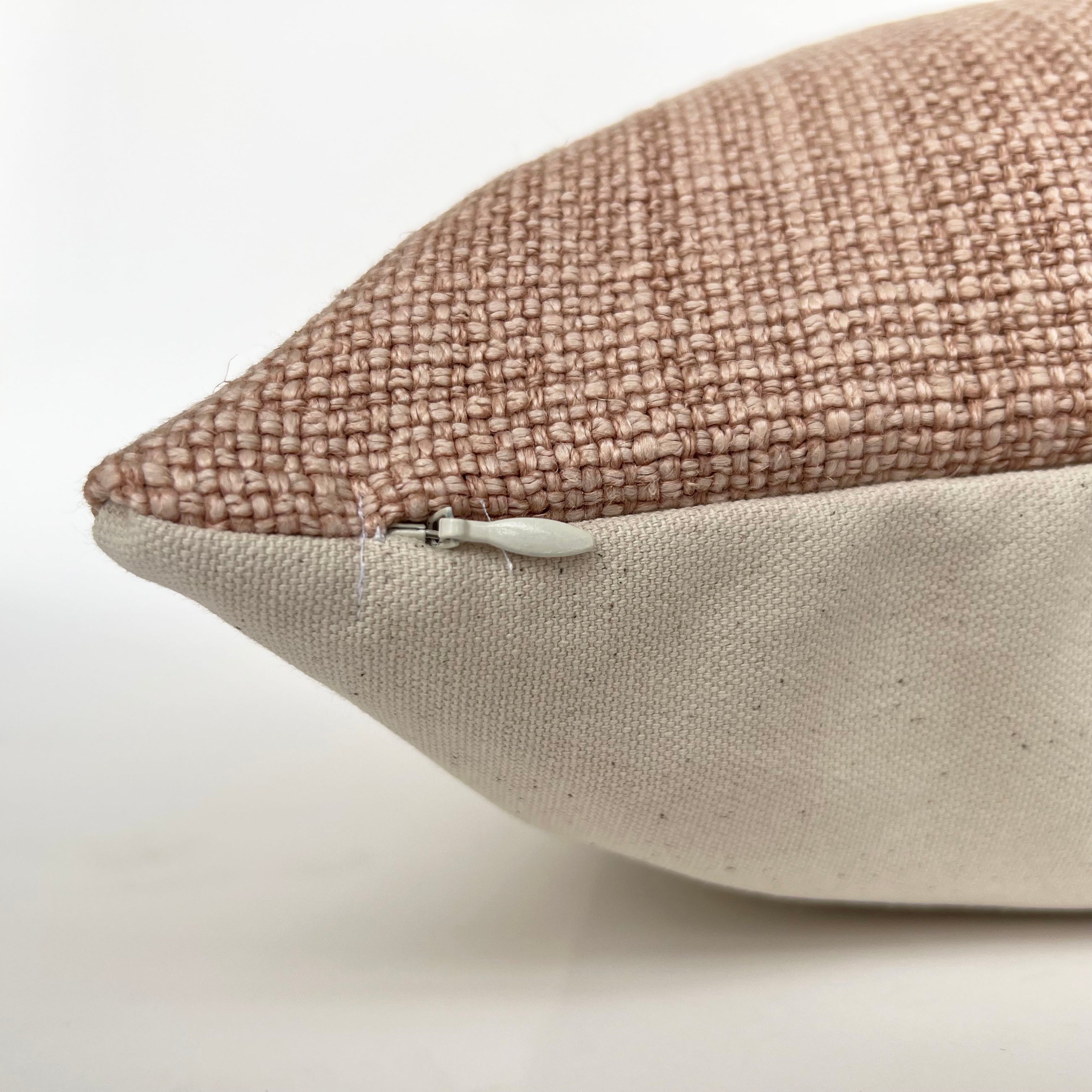 Ardennes Sonrojo Pillow Cover