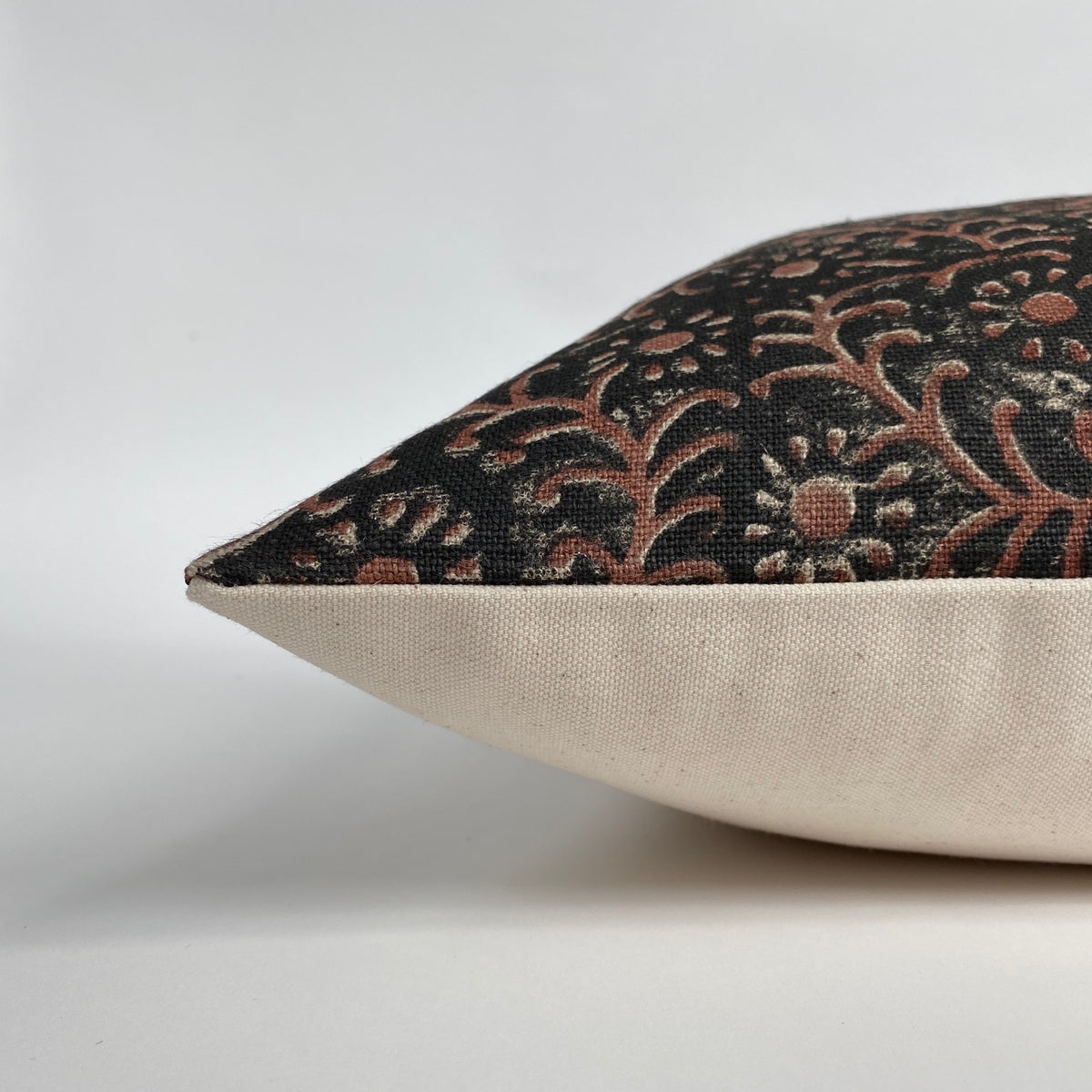 Noir Saffron Pillow Cover