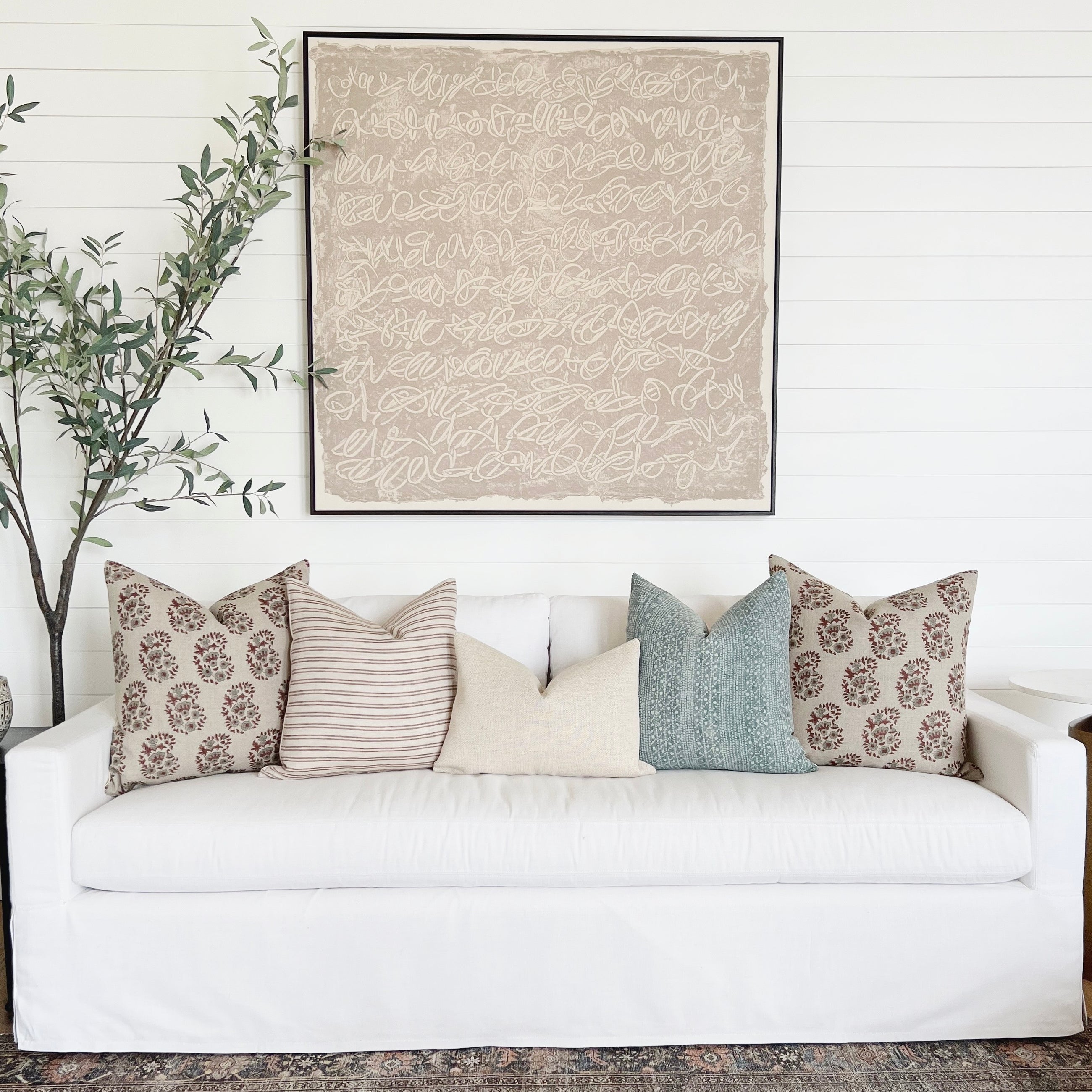 Mallorca Floral Pillow Cover