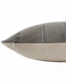Poncho Nublado Pillow Cover