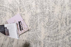 Elena light grey rug, pattern detail