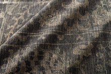 Heirloom Taupe / Taupe Rug