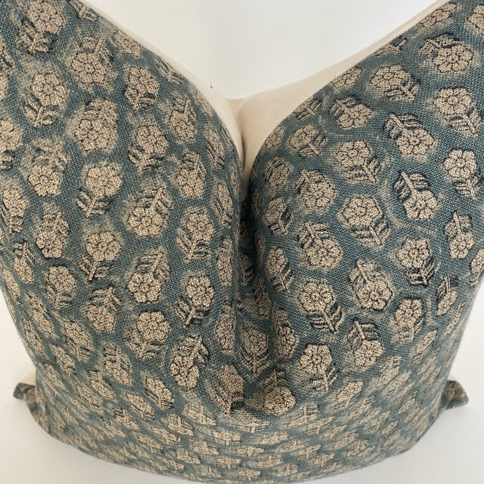 Hermosa Pillow Combo | 5 Pillow Covers