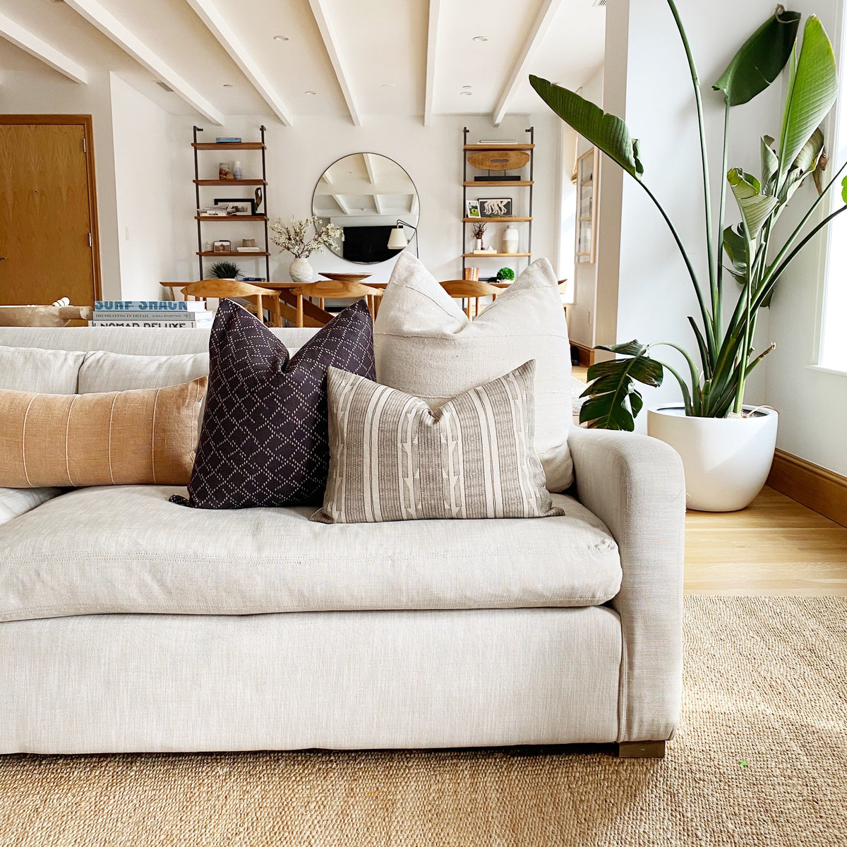 Tineo Designer Pillow Cover