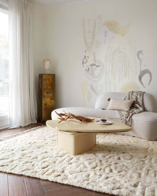 Iris pearl rug, pattern detail